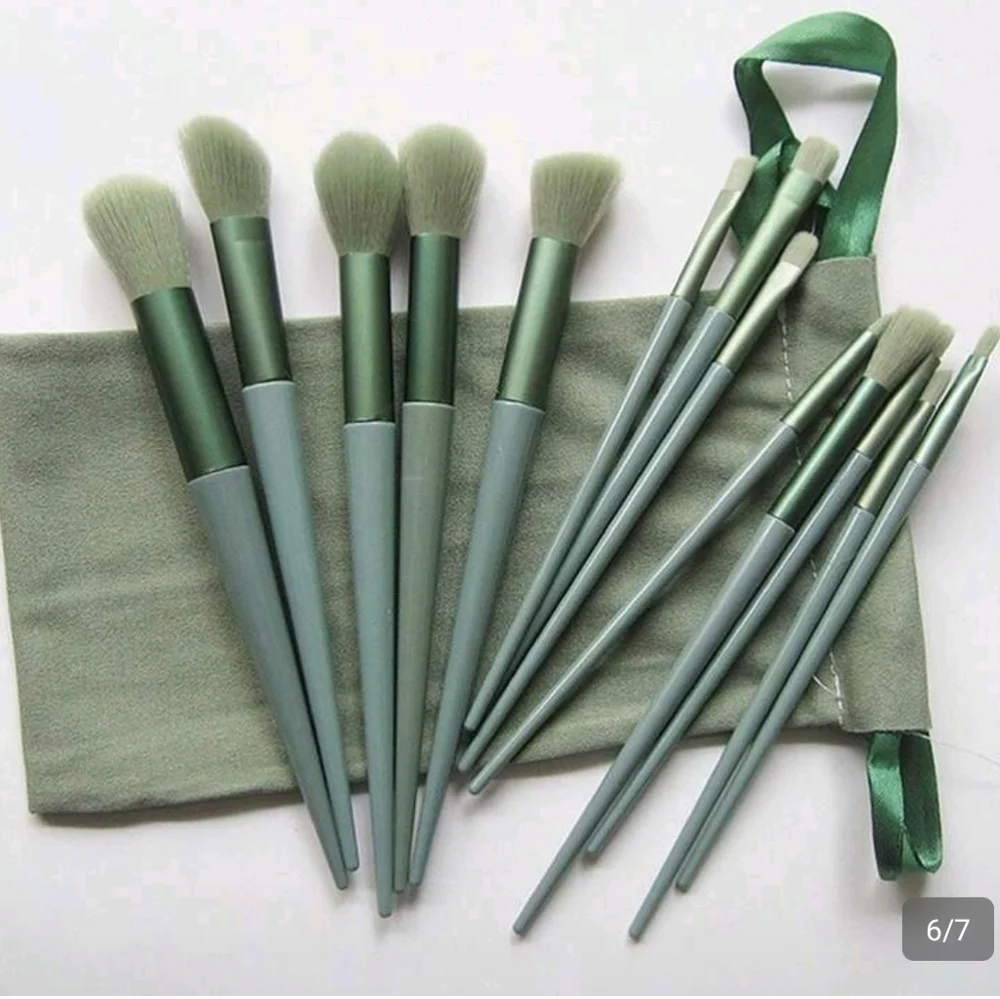 New Makeup Brushes Green